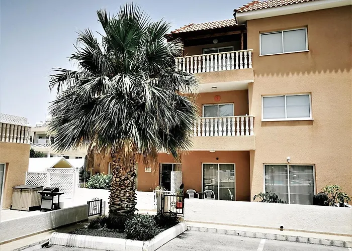 Walnut103 With Pool * Paphos