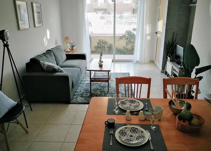 Walnut103 With Pool Apartmán *